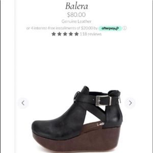 Yellow Box Balera platform wedge. Size 7.5. Very comfortable!